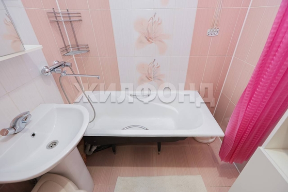 
  Продается 2-комн. квартира, 75.6 м², В. Высоцкого ул, д. 62
. Фото 21.