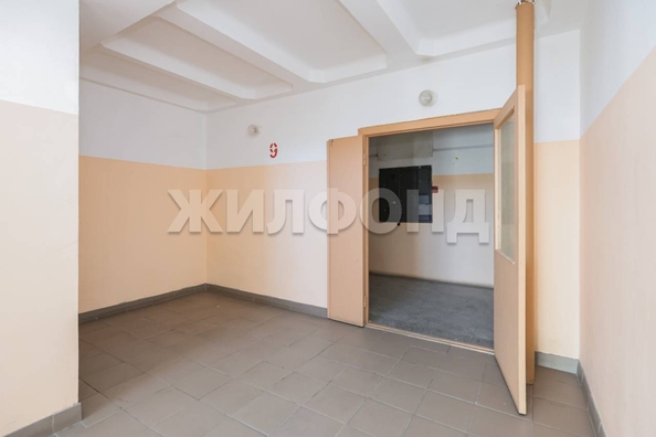 
  Продается 2-комн. квартира, 75.6 м², В. Высоцкого ул, д. 62
. Фото 35.