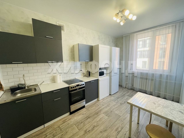 
  Продается 2-комн. квартира, 63.1 м², Декабристов ул, д. 10
. Фото 1.