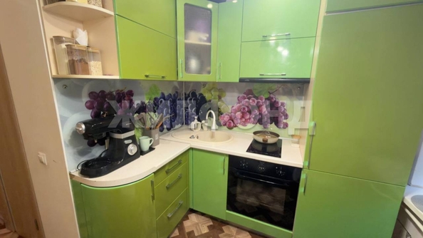 
  Продается 3-комн. квартира, 47.9 м², Есенина ул, д. 20
. Фото 3.