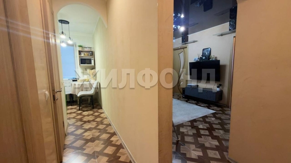 
  Продается 3-комн. квартира, 47.9 м², Есенина ул, д. 20
. Фото 7.