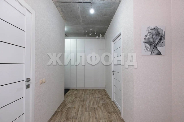 
  Продается 2-комн. квартира 56 м², в ЖК На Петухова, дом 1. Фото 3.