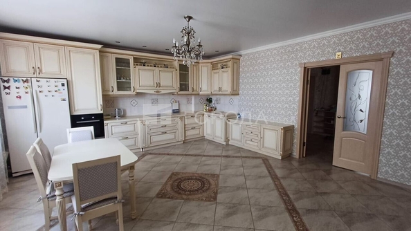 
  Продается 3-комн. квартира 124.9 м². Фото 1.