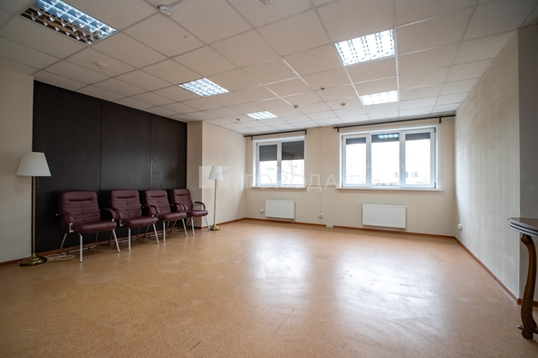 
  Сдается офис 220 м². Фото 6.