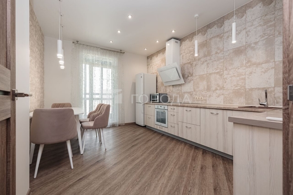 
  Продается 3-комн. квартира 101.6 м². Фото 1.