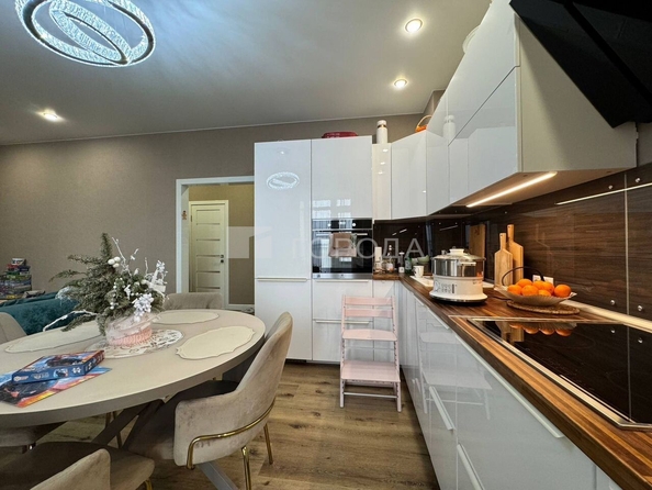 
  Продается 3-комн. квартира 77 м², в ЖК Красный проспект, дом 4. Фото 4.