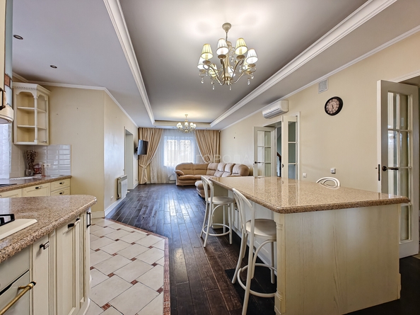 
  Продается дом 301.2 м². Фото 5.