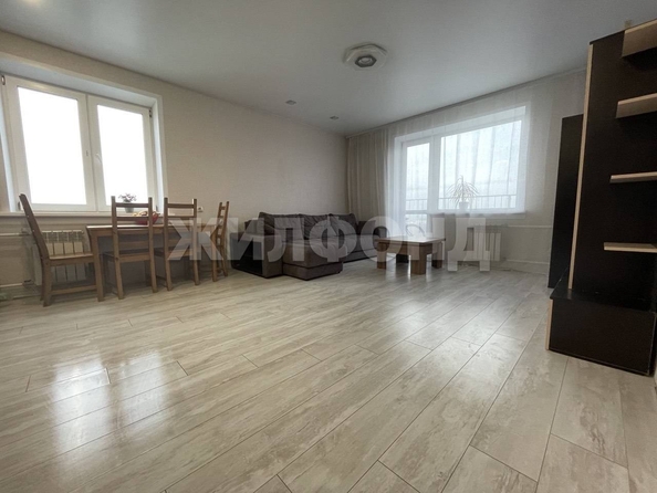 
  Продается 3-комн. квартира 72.2 м². Фото 1.