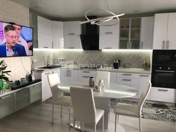 
  Продается 2-комн. квартира 62.2 м². Фото 1.