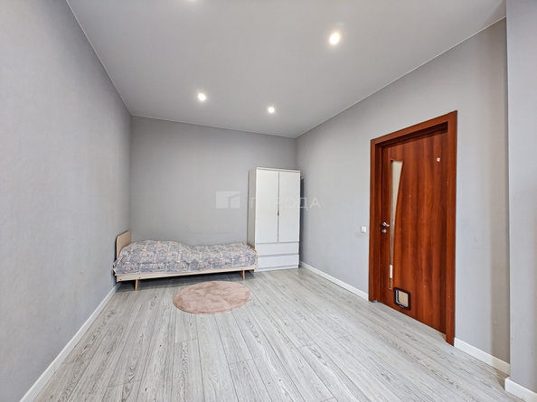 
  Продается 3-комн. квартира 171.9 м². Фото 1.