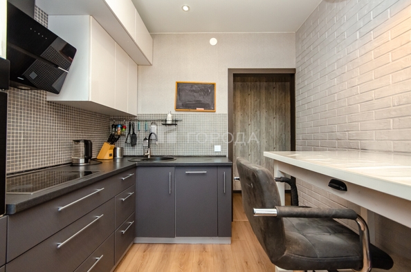 
  Продается 3-комн. квартира 70.2 м². Фото 1.