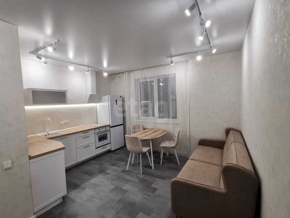 
  Продается 2-комн. квартира 67.6 м², в ЖК Покровский, блок-секция  3, 4, 5. Фото 6.