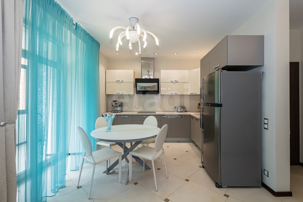 
  Продается 3-комн. квартира 104.7 м². Фото 1.