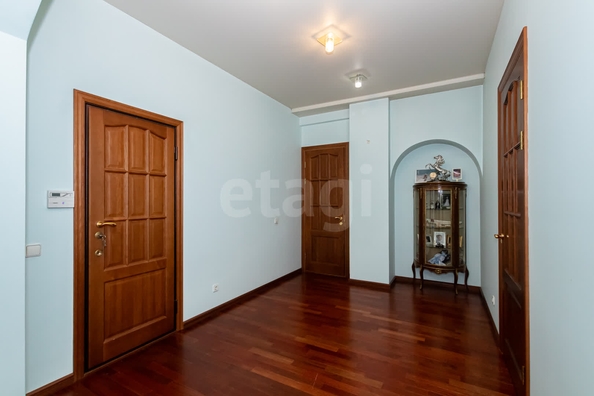 
  Продается 4-комн. квартира 292 м². Фото 18.