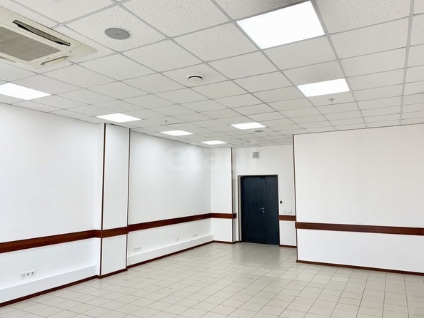 
  Сдается офис 67 м². Фото 6.