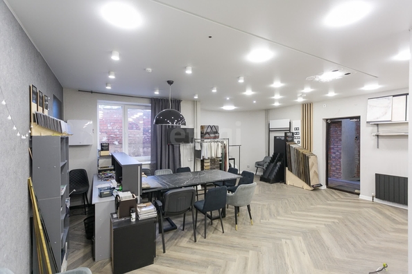 
  Продается универсальное помещение 60 м², в ЖК Радужный каскад, б/с 19. Фото 14.