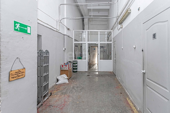 
  Сдается производственное помещение 1350 м². Фото 25.