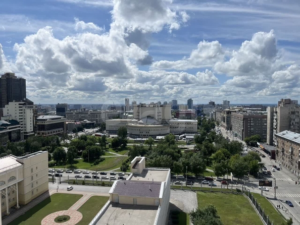 
  Продается 4-комн. квартира 132 м². Фото 3.