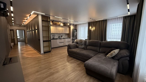 
  Сдается 3-комн. квартира 94.5 м². Фото 1.