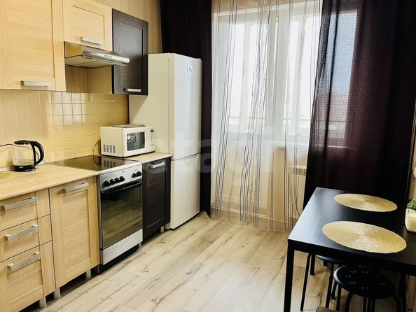 
  Сдается 1-комн. квартира 40 м². Фото 2.