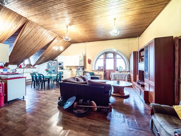 
  Продается дом 760 м². Фото 2.