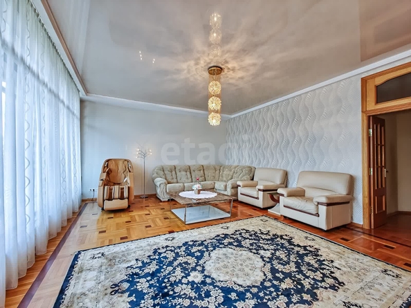 
  Сдается 3-комн. квартира 145 м². Фото 18.