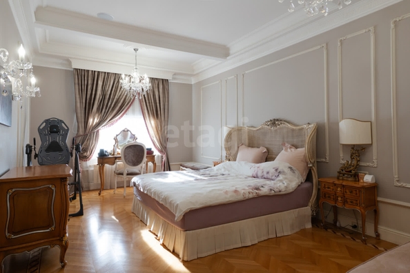 
  Продается 3-комн. квартира 189 м². Фото 1.