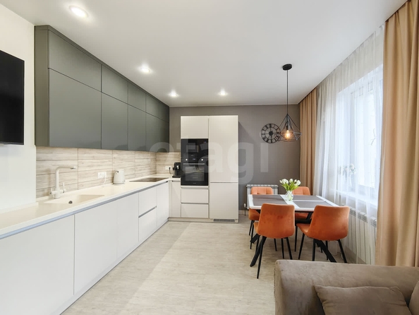 
  Продается 3-комн. квартира 100 м², в ЖК Семьи шамшиных, 55. Фото 3.