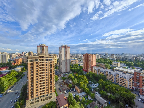 
  Продается 3-комн. квартира 100 м², в ЖК Семьи шамшиных, 55. Фото 7.