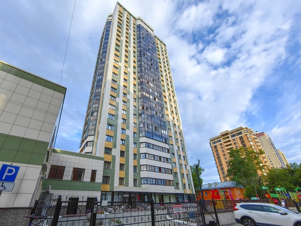 
  Продается 3-комн. квартира 100 м², в ЖК Семьи шамшиных, 55. Фото 25.
