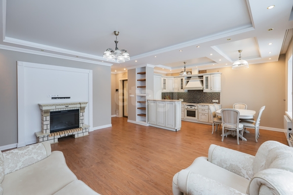 
  Продается 3-комн. квартира 80.1 м², в ЖК Радужный каскад, б/с 19. Фото 5.