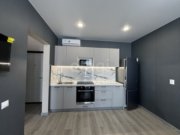
  Продается 1-комн. квартира 35 м², в ЖК Азимут, дом 1. Фото 1.