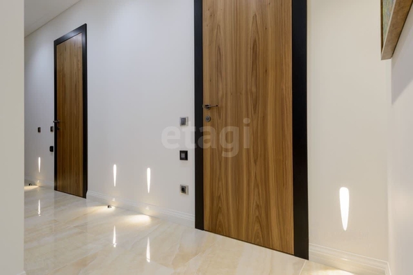 
  Сдается 3-комн. квартира 107.2 м². Фото 22.