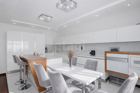 
  Продается 4-комн. квартира 163.2 м². Фото 3.