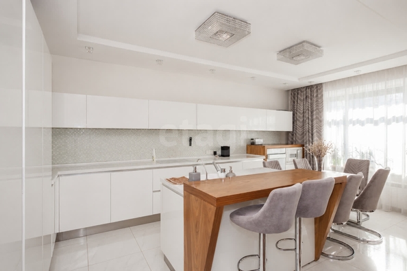 
  Продается 4-комн. квартира 163.2 м². Фото 5.