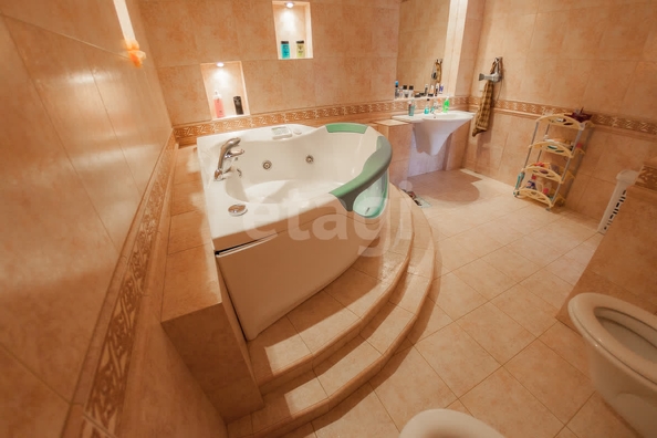
  Продается 4-комн. квартира 247.2 м². Фото 24.
