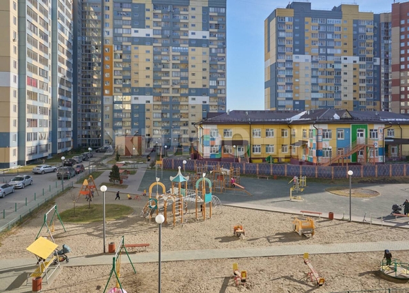 
  Продается 2-комн. квартира 60 м², в ЖК Аквамарин, дом 3/1. Фото 16.