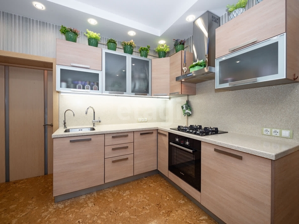 
  Продается 4-комн. квартира 155.9 м². Фото 10.