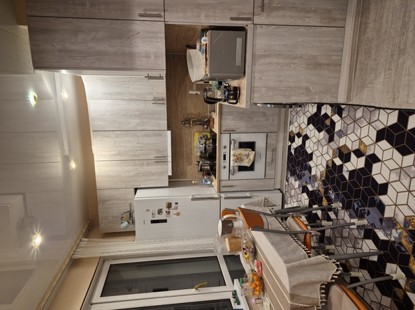 
  Продам 2-комн. квартиру 54 м². Фото 3.