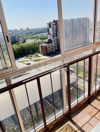 
  Продается 2-комн. квартира 65 м². Фото 7.