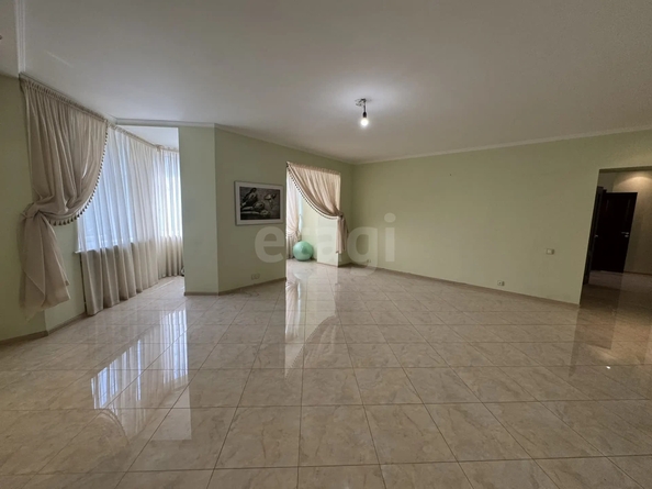 
  Продается 4-комн. квартира 122.2 м². Фото 16.