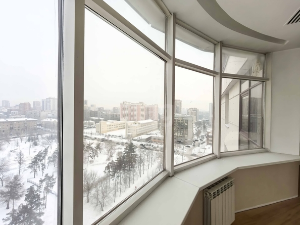 
  Продается 2-комн. квартира 176.8 м². Фото 8.