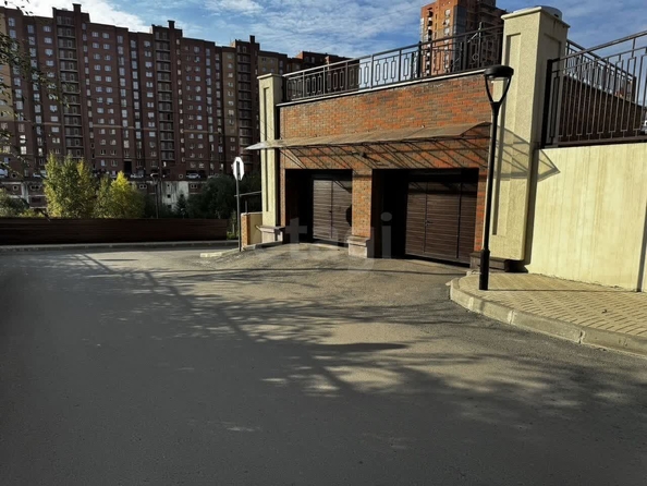 
  Продается парковка 14 м², в ЖК Эрмитаж. Фото 1.