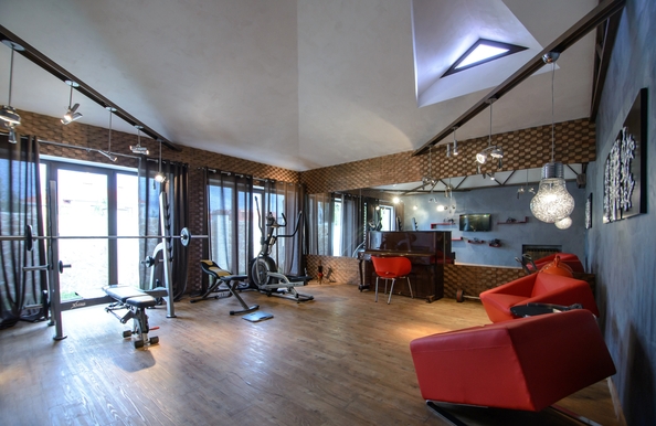 
  Продам коттедж 520.8 м². Фото 18.