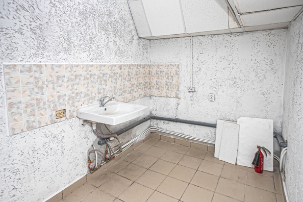 
  Продается универсальное помещение 179.5 м². Фото 3.