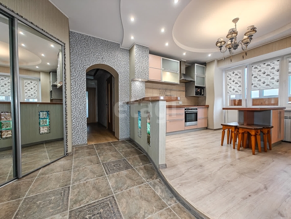 
  Продается 3-комн. квартира 99 м². Фото 1.