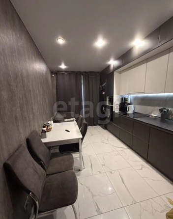 
  Продается 2-комн. квартира 64.5 м². Фото 1.