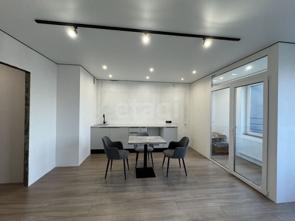 
  Продается студия 36.8 м², в ЖК Панорама, дом 7. Фото 1.
