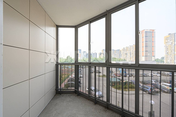 
  Продается 2-комн. квартира 50.2 м², в ЖК Аквамарин, дом 3. Фото 7.