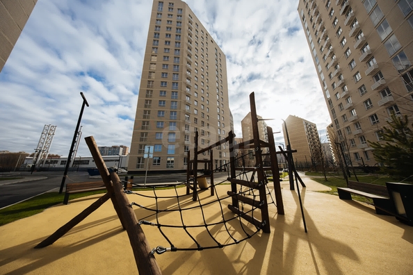 
  Продается 3-комн. квартира 83 м², в ЖК Основатели, дом 6. Фото 1.